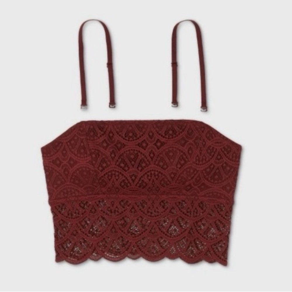 LAST CHANCE‼️ Burgundy lace bandeau with removable straps